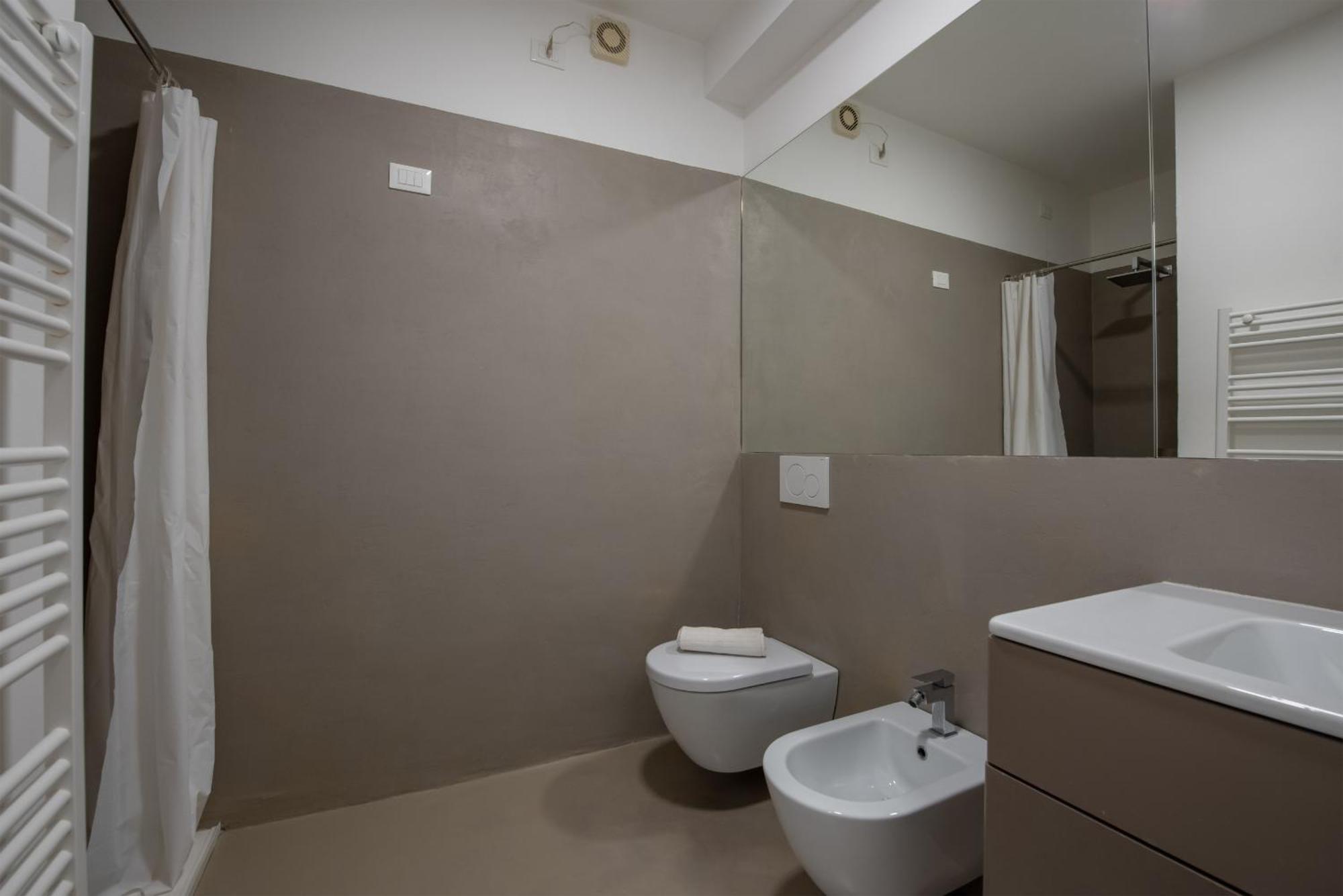 Residence Orti Apartments By Wonderful Italy Saló Exterior foto